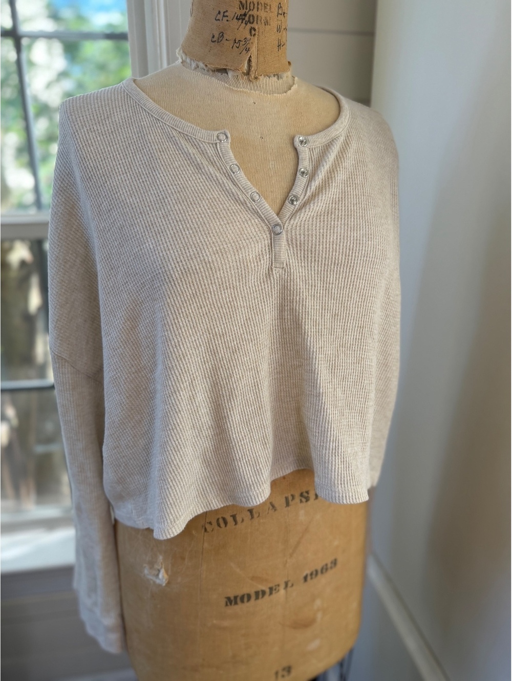 Pac Sun Y2K Cottage Cozy Ribbed Waffle Knit Cropped Henley Top Women’s Medium